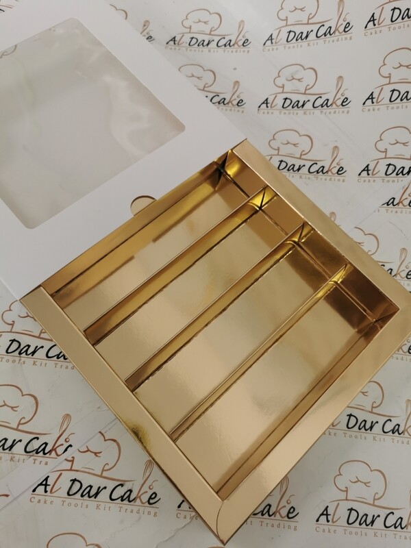 Sweet box with window and 4 lines
