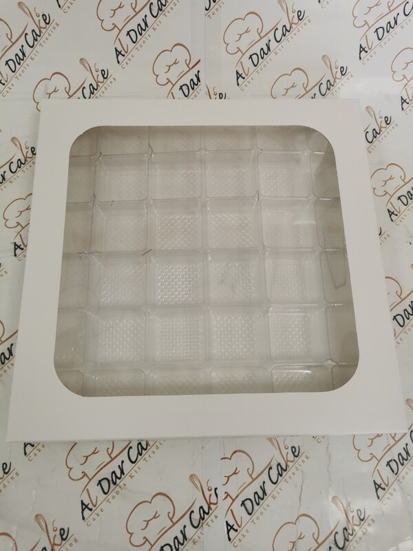 White sweet box 36 square divider
