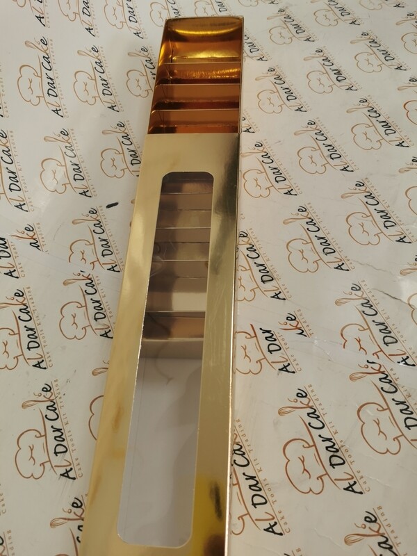 Macroon box with 10 divider
