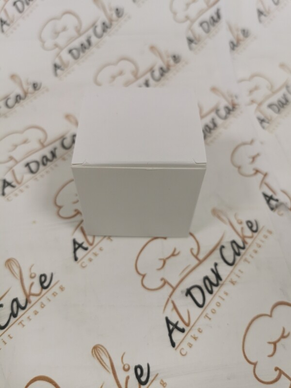White mini box size 5x5x5cm