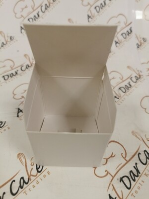 White mini box size 5x5x5cm