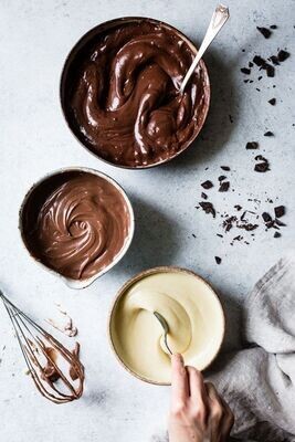 Rich Ribbon Cocoa Butter Drops 300g