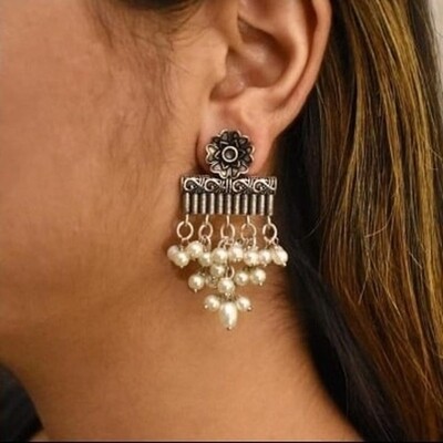Silver Look-alike Pearl Earrings