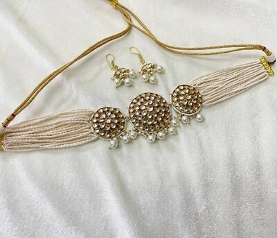 Ahmedabadi Pearls Kundan Chokerset
