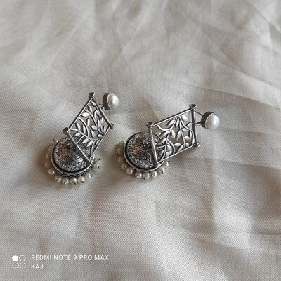 Real Pearls Oxidized Jhumka