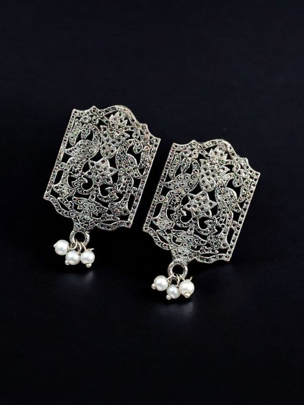 Simple Peacock Studs