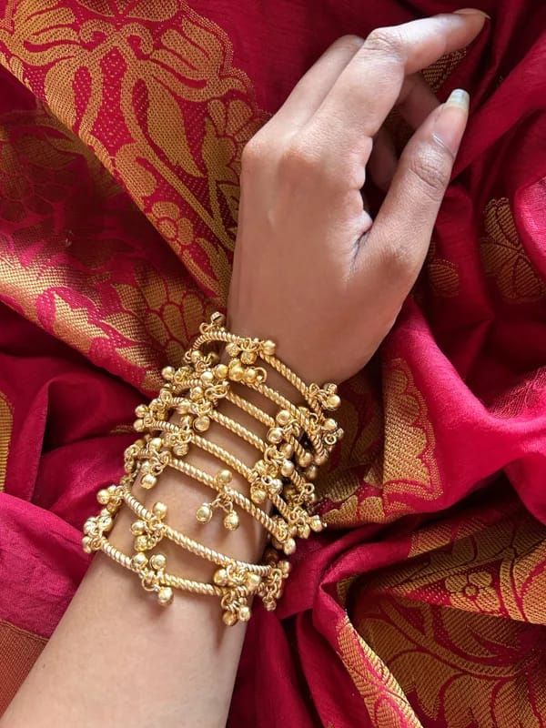 Ghungroo Chan Chan Bangles