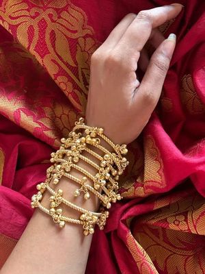 Ghungroo Chan Chan Bangles