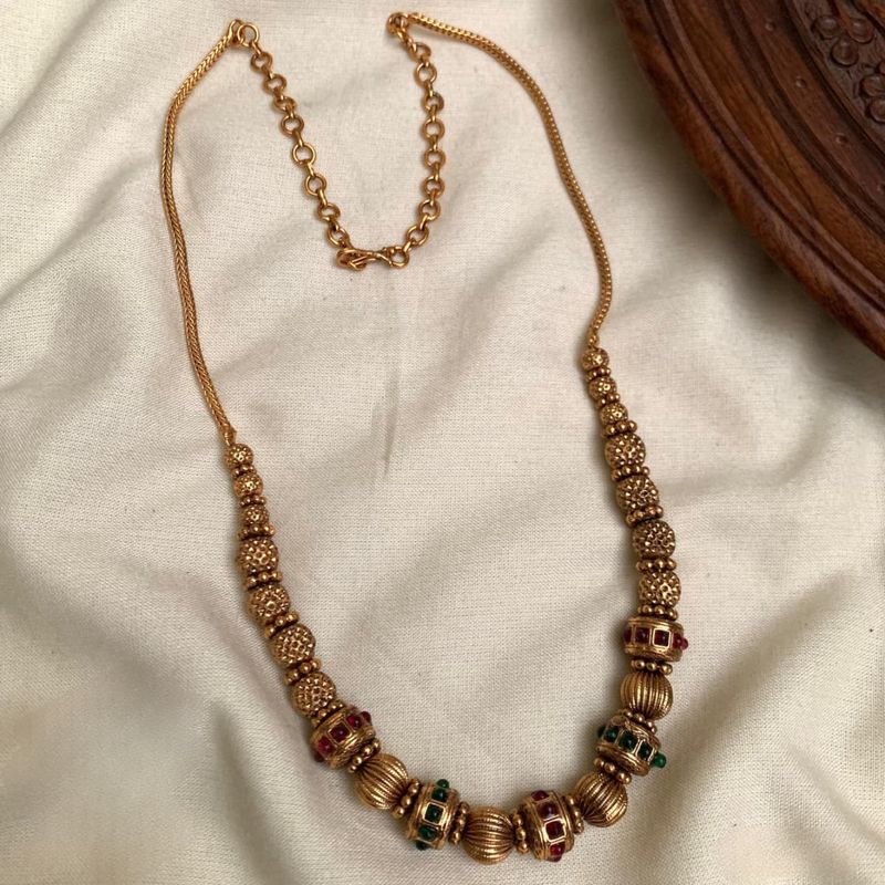 Traditional Golden Beads Short Chain