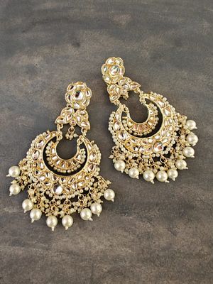 Gold Kundan Chandbalis