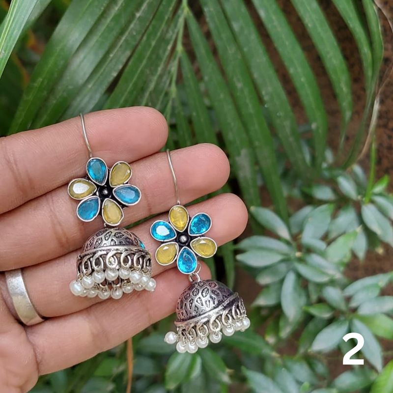 German Silver Monalisa Stone Earrings