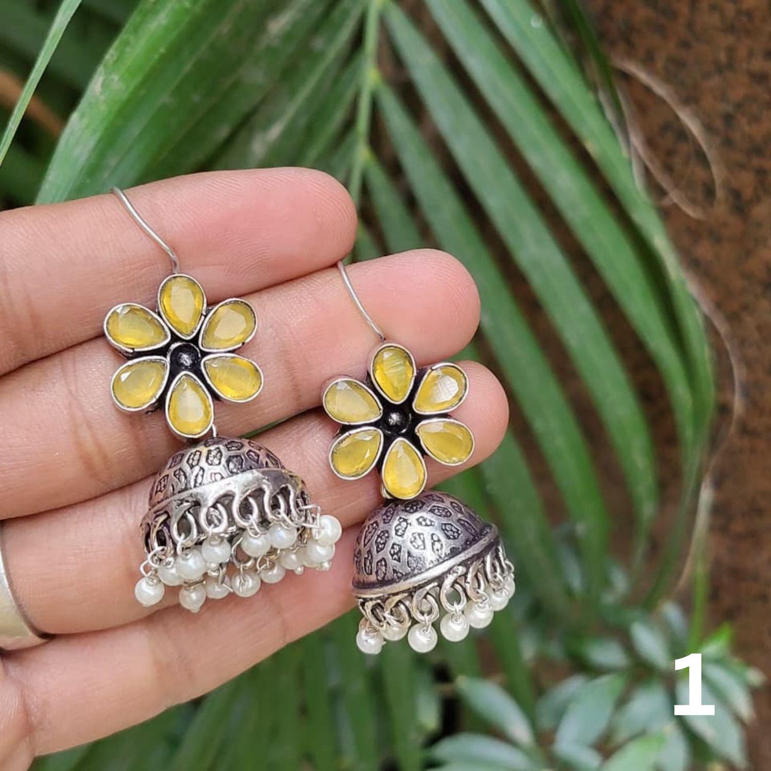 German Silver Monalisa Stone Earrings