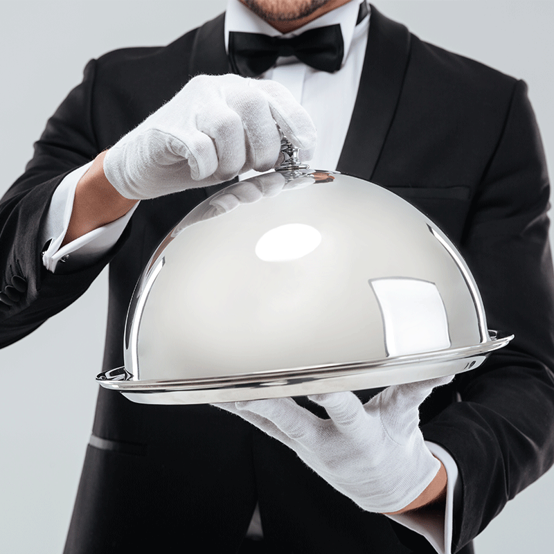 Longe de veau aux girolles, gratin dauphinois et fagot de petits légumes glacés (minimum 4 personnes)