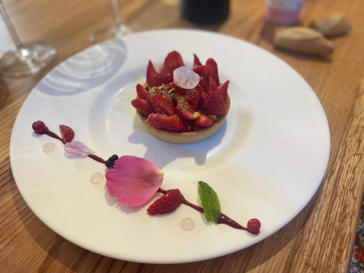Tartelette sablée Fraise rhubarbe