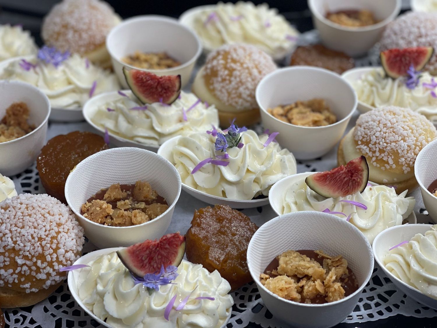 Petits fours sucrés variés (5 pièces)