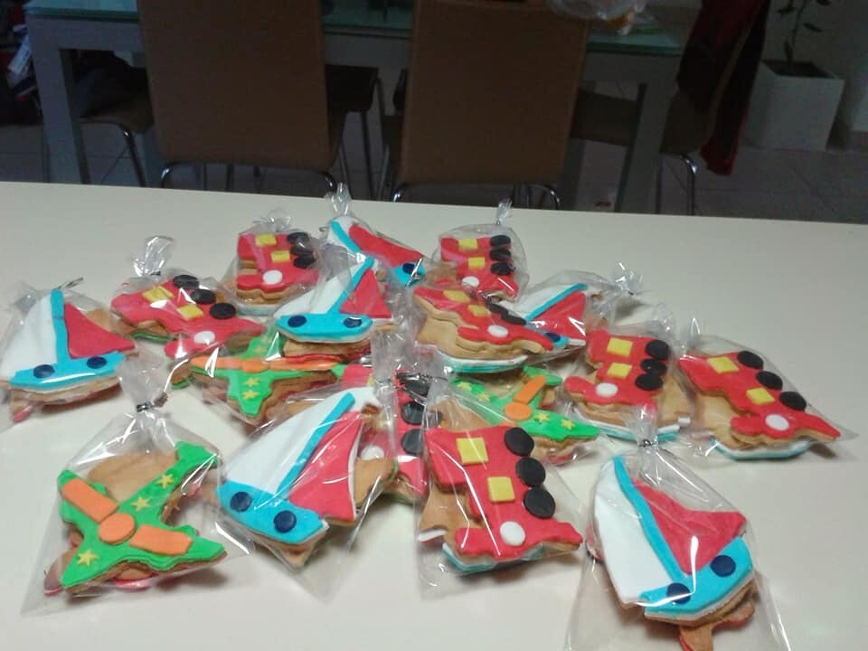 Biscuits (Qty 5)