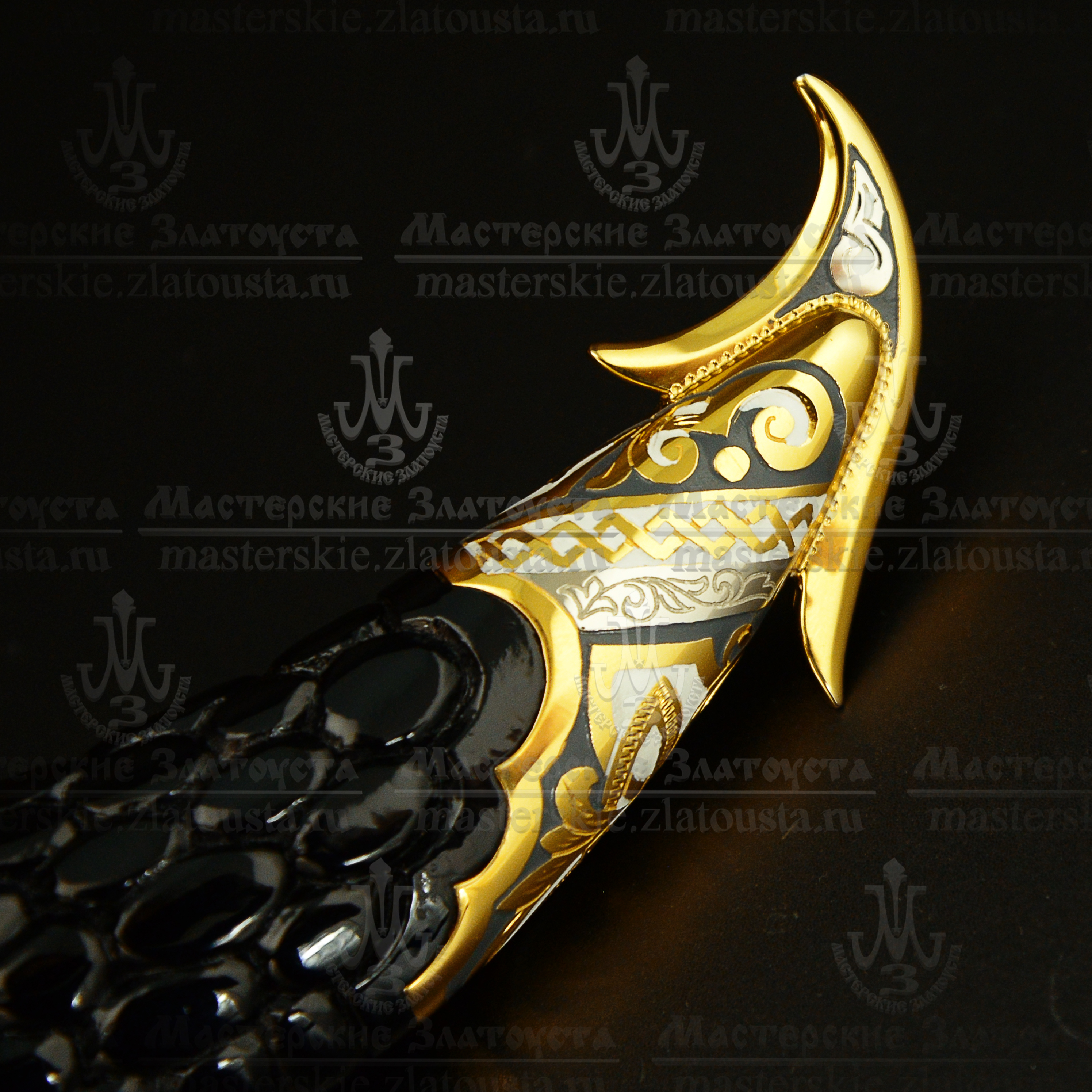 Дневник тома реддла из гарри поттера. Клык василиска рисунок. Коготь. Клык рис амулет. Клык василиска из гарри поттера.