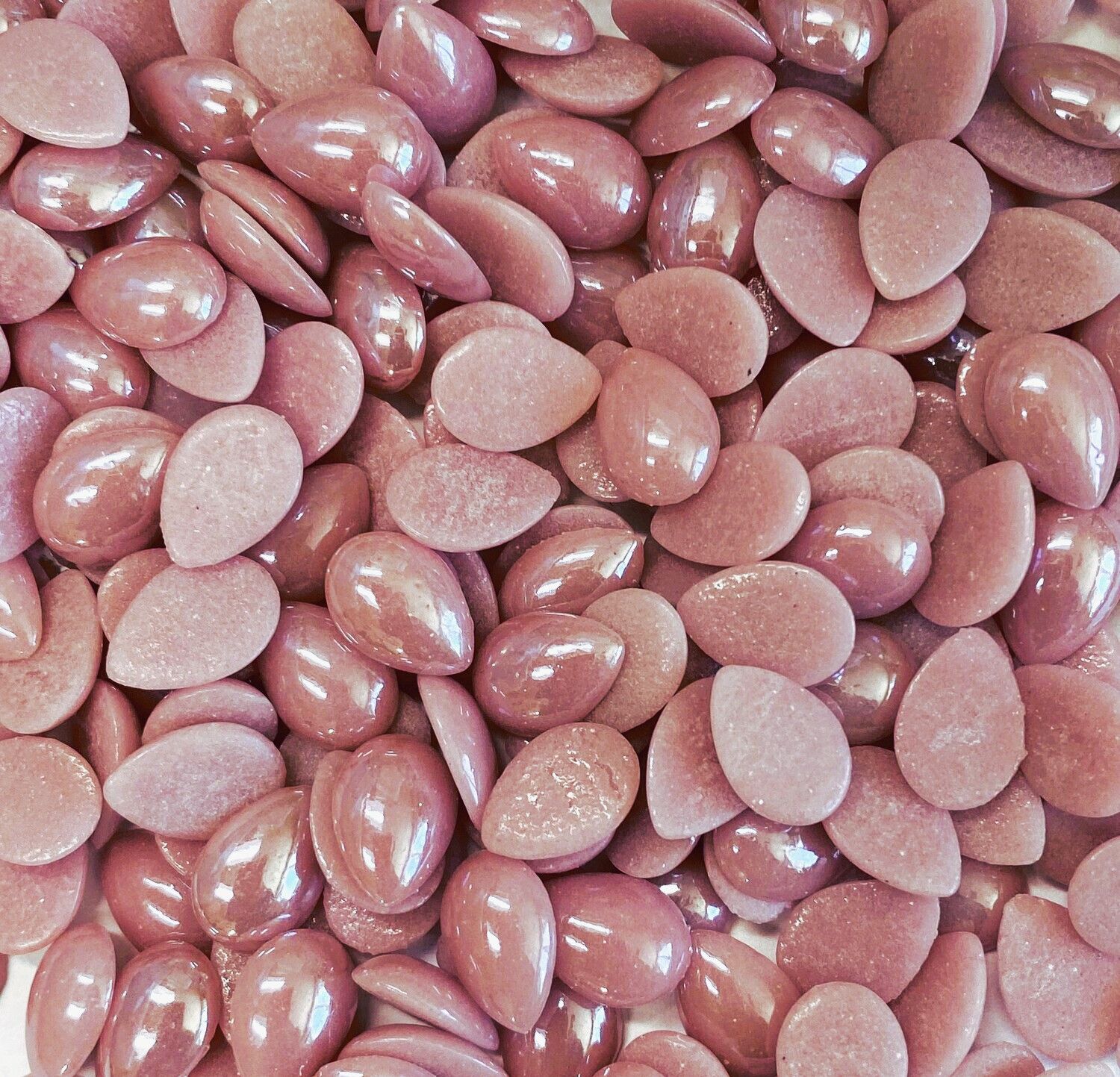 50 Pearlescent Light Pink 14mm Glass Teardrop Tiles