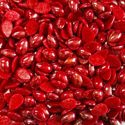 50 Pearlescent Red 12mm Teardrop Tiles