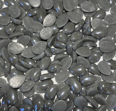 50 Pearlescent Dark Gray 12mm Glass Teardrop Tiles