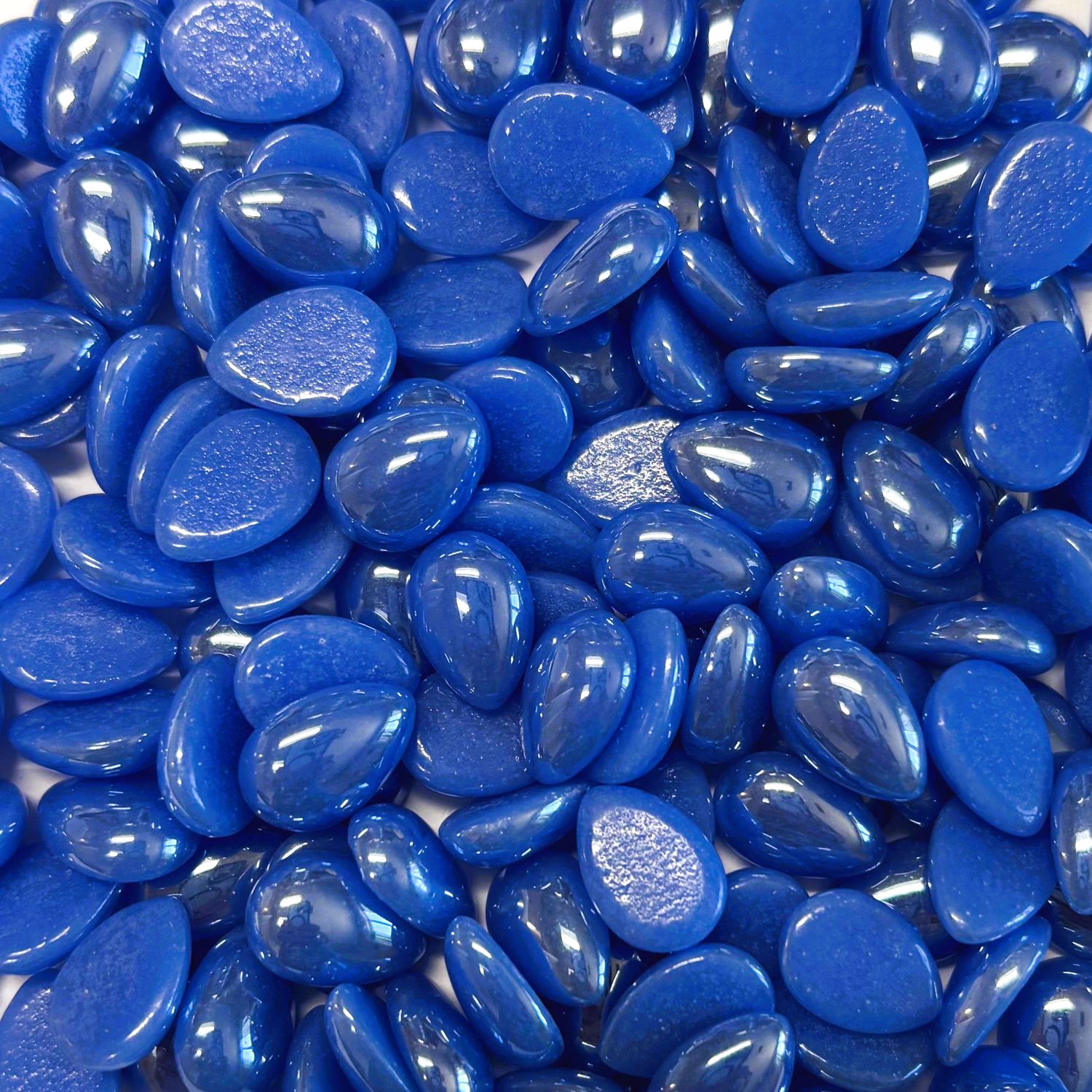 50 Pearlescent Azure Blue Glass 12mm Teardrop Tiles