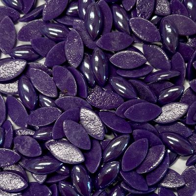 50 Pearlized Purple Glass Petals 14mm