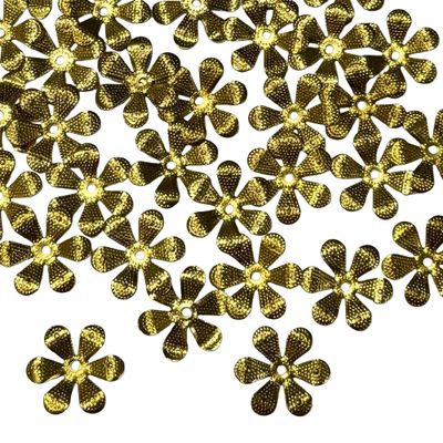 gold metal daisy embellishments 15mm