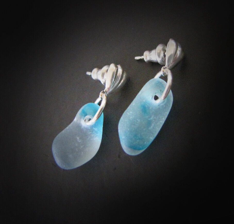 Turquoise English Multi-Colored