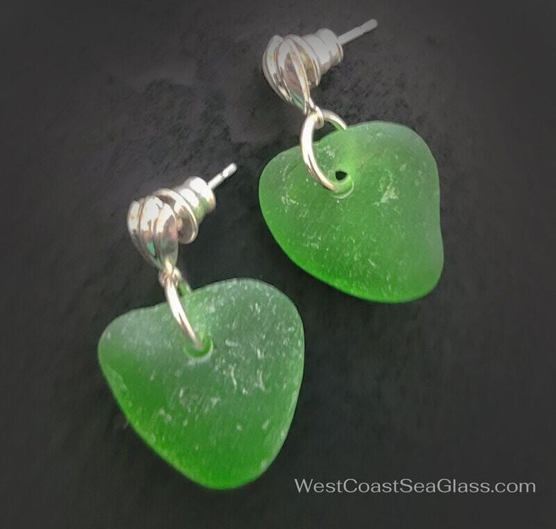 Loveable Emerald Green Post Dangles