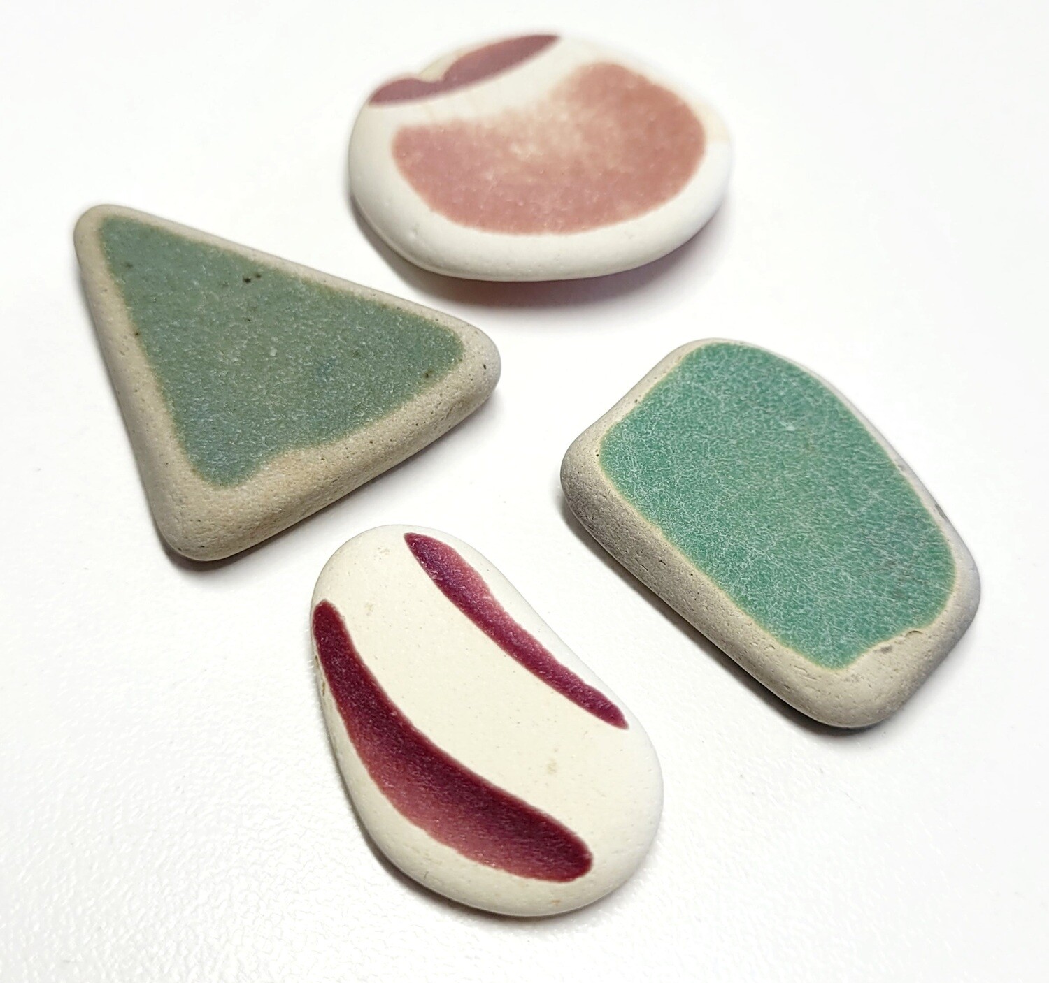 Green & Magenta Sea Pottery - 4pcs