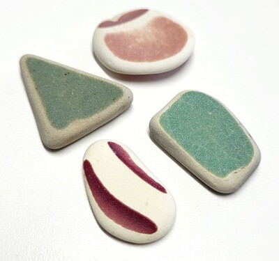 Green & Magenta Sea Pottery - 4pcs Green & Magenta Sea Pottery - 4pcs