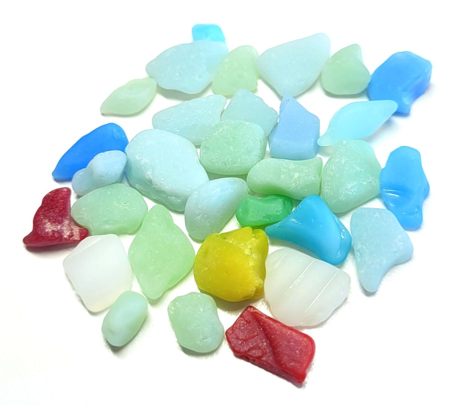Rare Milk Glass Tinies  - 31pcs