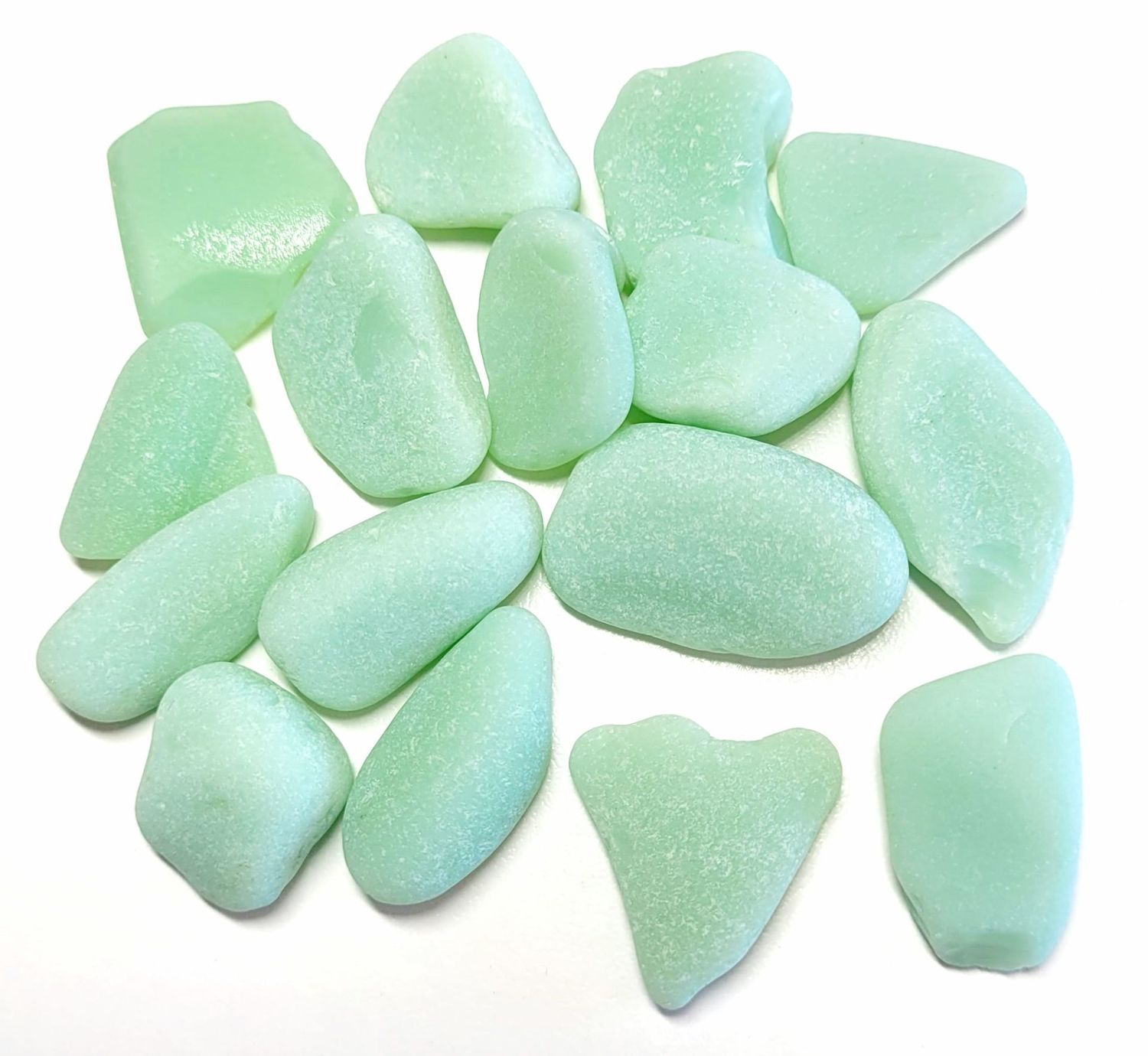Mint Green Milk Glass - 16pcs