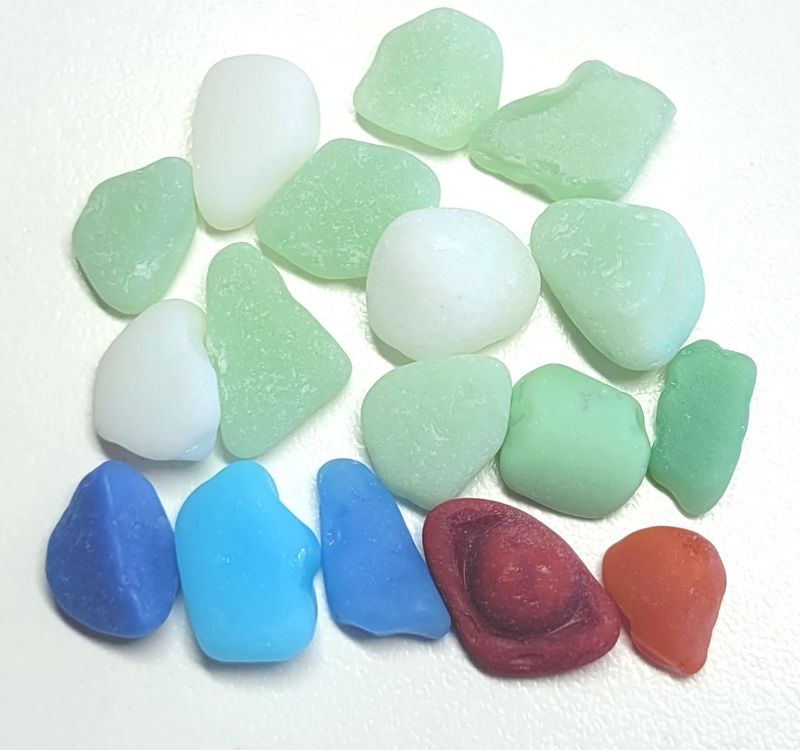 Milk Sea Glass - 17pcs