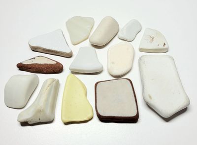 Nova Scotia Pottery Pieces - 13pcs