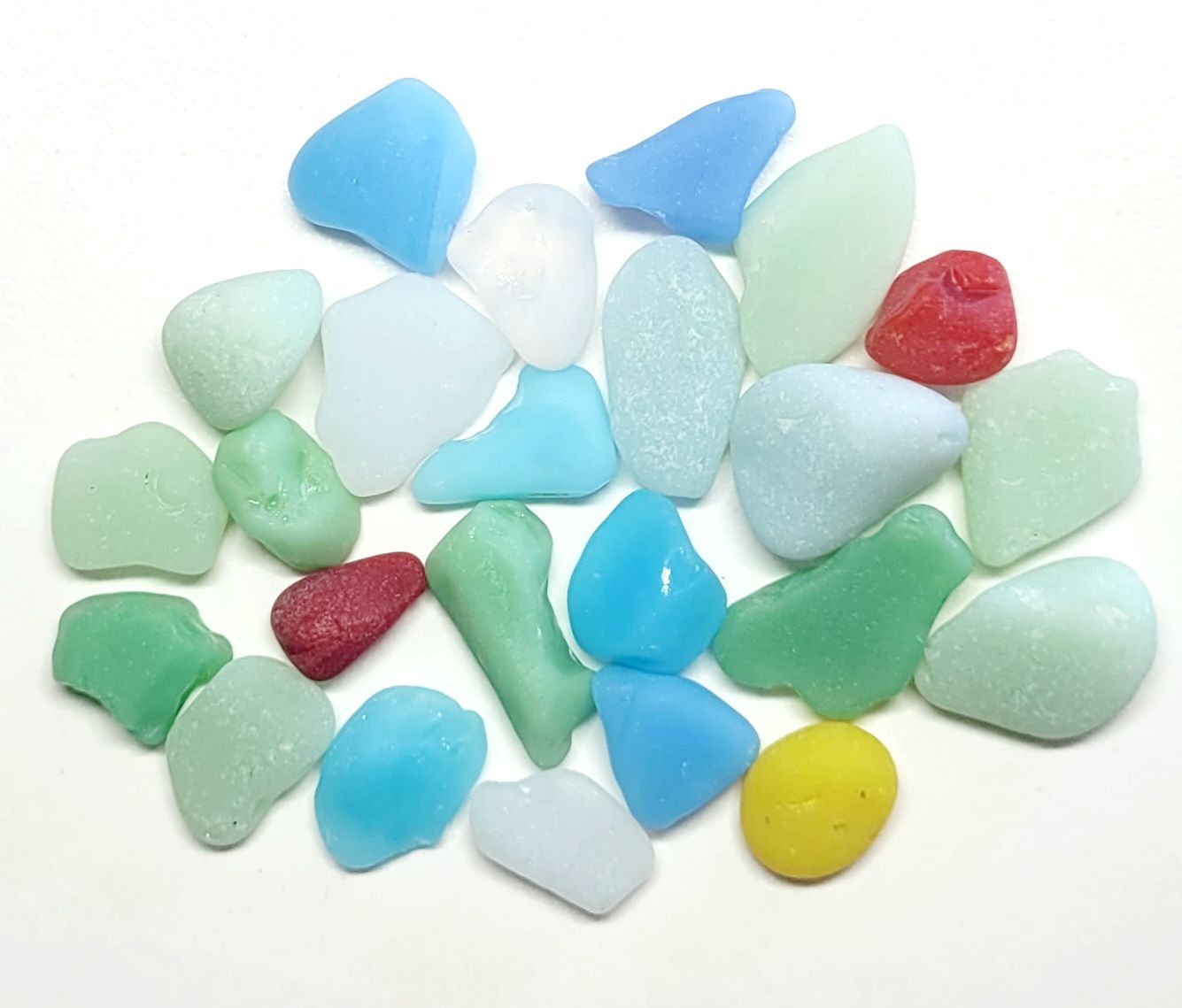 Smaller Mixed Milk Glass - 24pcs