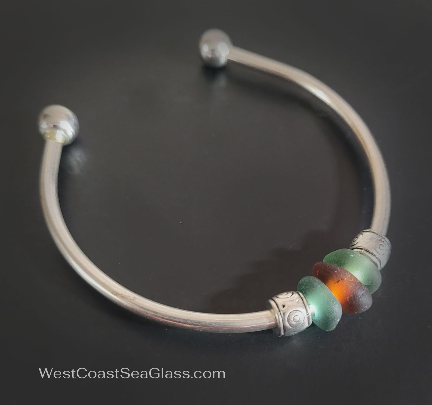Handsome Beads Bangle