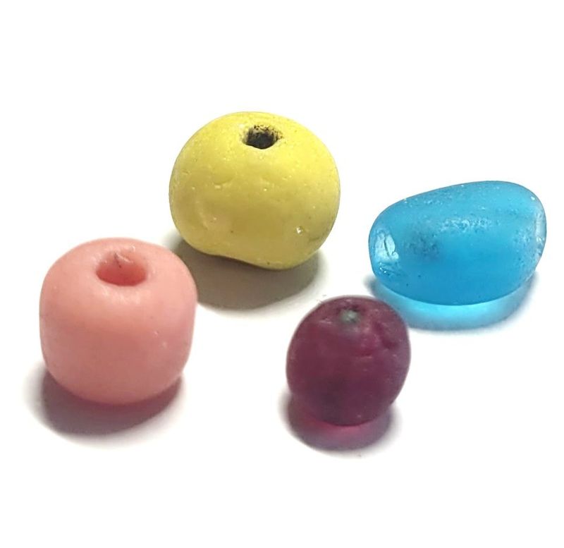 Rare Beads- 4pcs