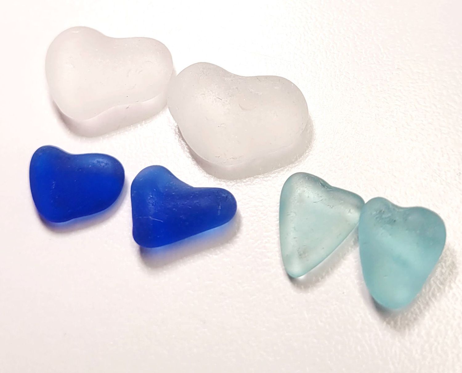 Hearts: Blues & White Pairs