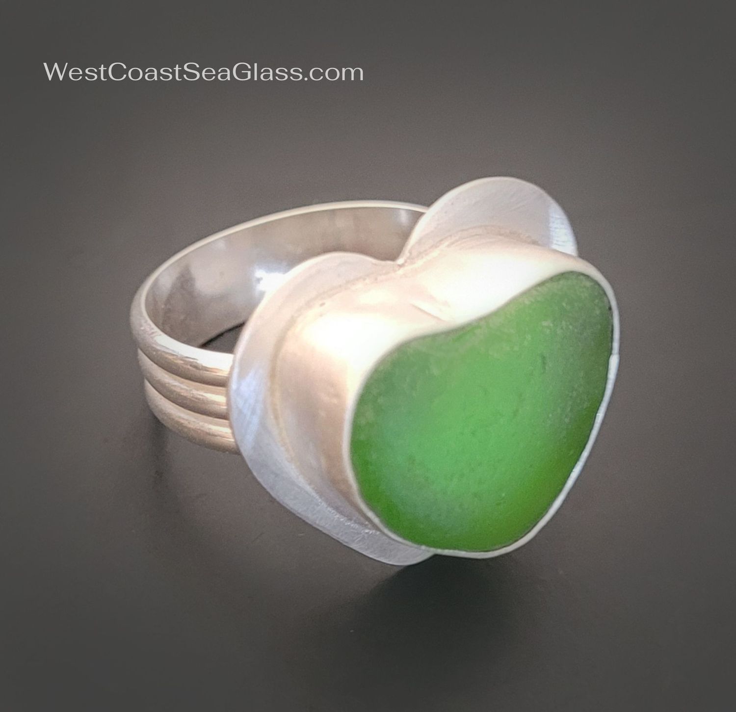 Emerald Heart Shaped Ring-Size 8.5