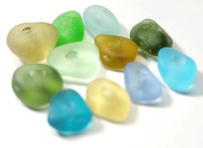 Drilled English Earth and Sea - 11pcs.
