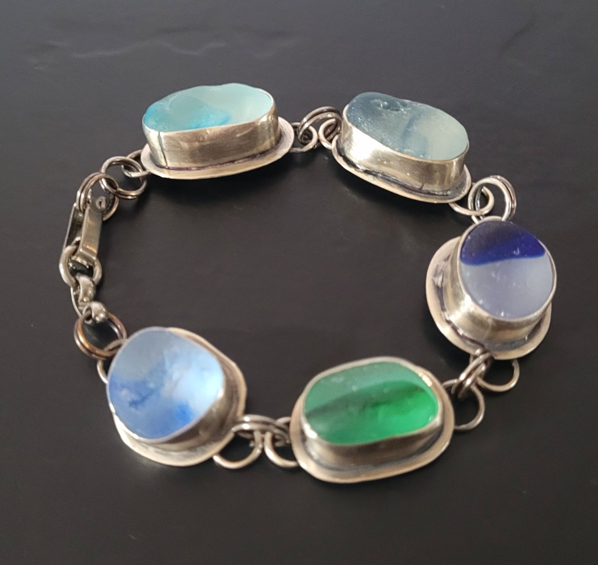 Multi Colors Ocean Bracelet - England