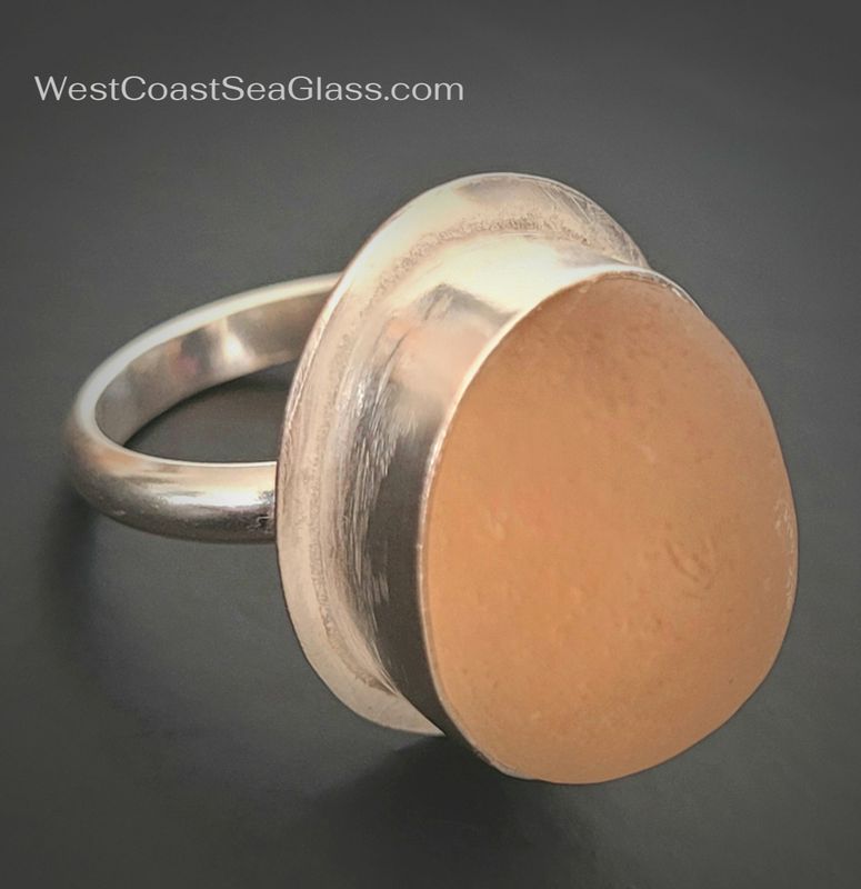 Chubby Pink Oval Ring