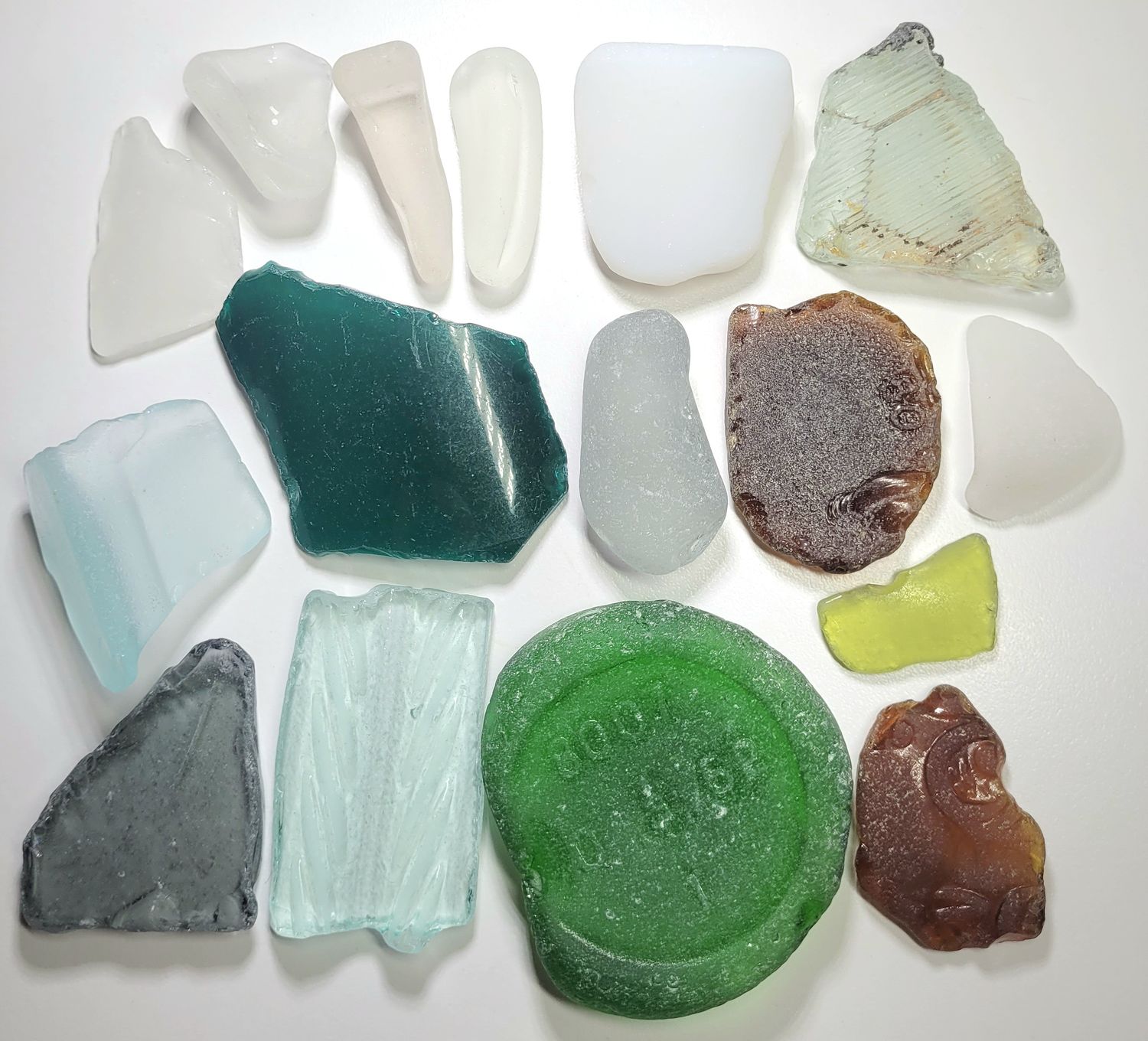 Big Bottle Oddities - 16pcs Big Bottle Oddities - 16pcs