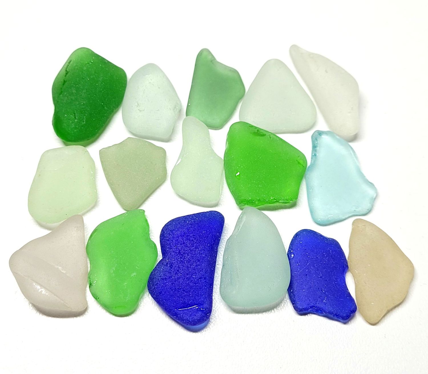 Nova Scotia's Mixed Lot - 16pcs