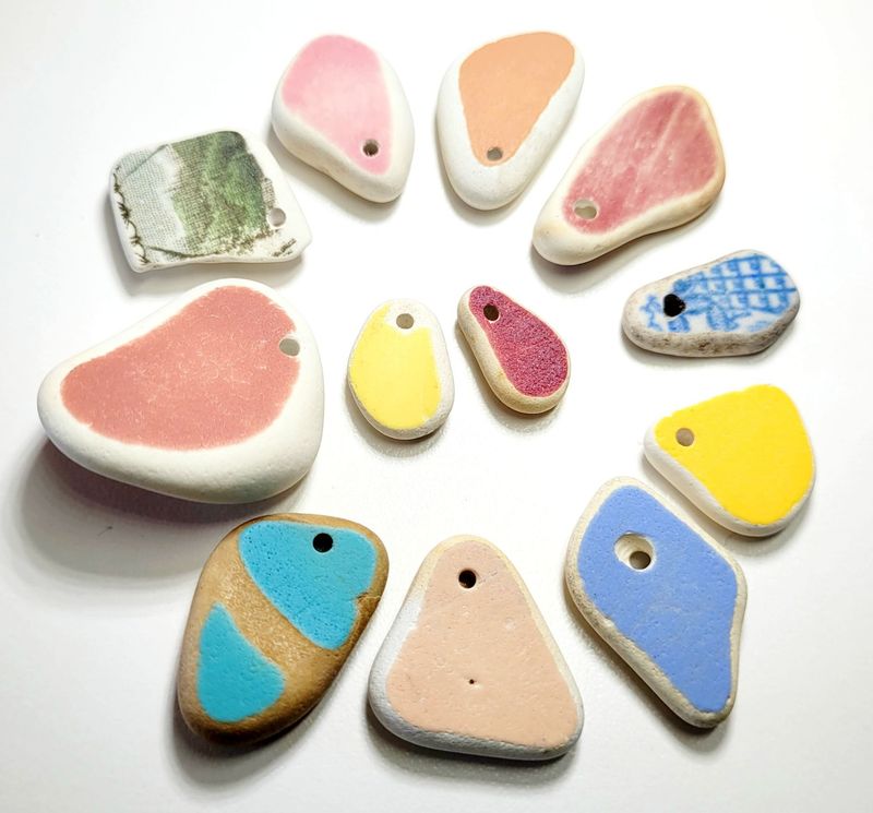 Vintage Sea Pottery - 12pcs Vintage Sea Pottery - 12pcs