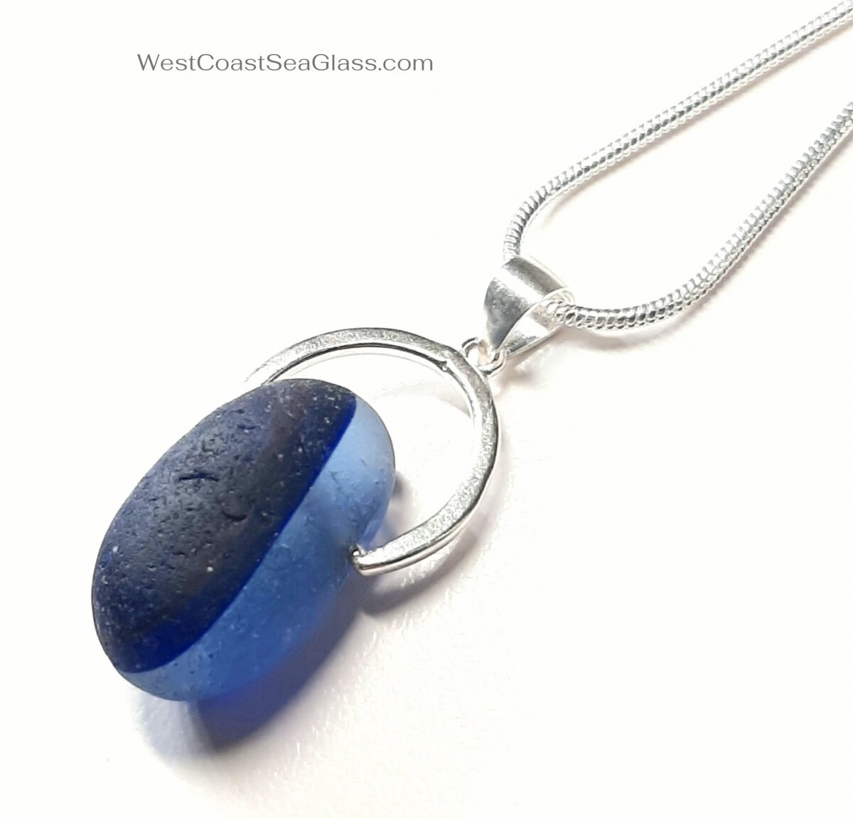 Chic Blues Swinger Necklace