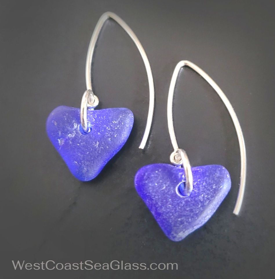 Elegant Cobalt Heart Earrings Elegant Cobalt Heart Earrings