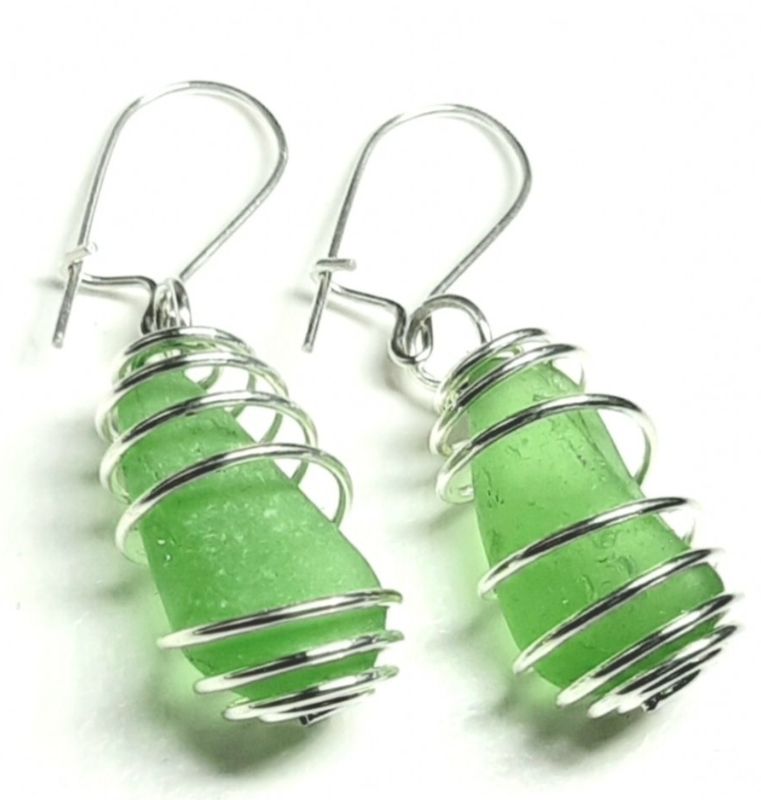Emerald Green Spiral Earrings Emerald Green Spiral Earrings