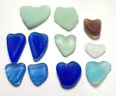 Hearts of Many Colors - 11pcs Hearts of Many Colors - 11pcs